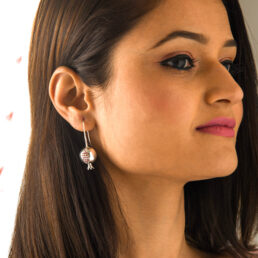 silver earrings with tourmaline for self-confidence