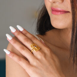 silver ring in gold finish with amethyst for spiritual healing
